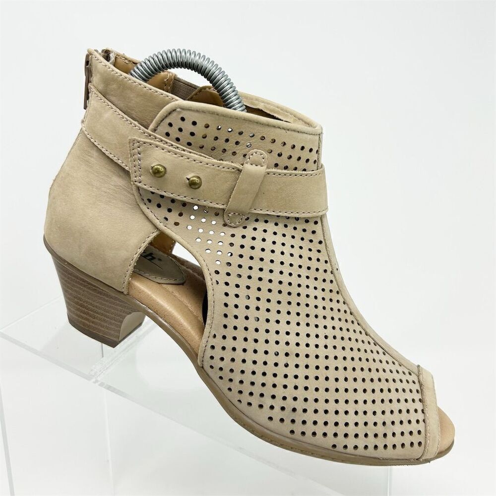 Earth Women's Brown Beige Leather Peep Toe Sandal Heels Size 7.5 Casual